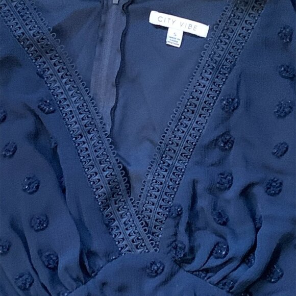 City Vibe Chiffon Swiss Dot Ruffle Hem Long Sleeve V-Neck Dress Sz 5 Blue #46B - Picture 5 of 8